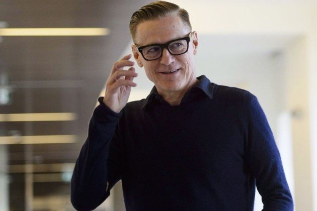 Bryan Adams.jpg