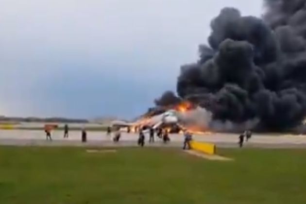 letalo nesreca moskva tw.jpg