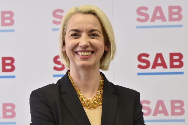 angelika mlinar bobo1.jpg