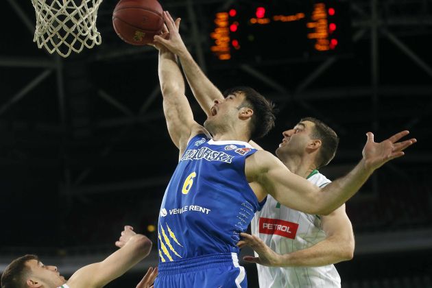 sixt olimpija bobo.jpg