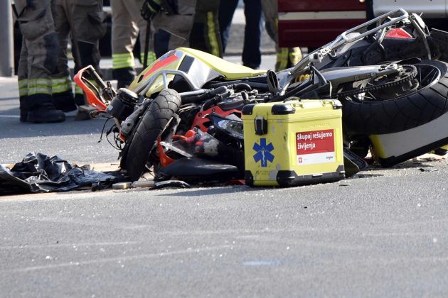 nesreca motorist resevalec gasilci bobo2.jpg