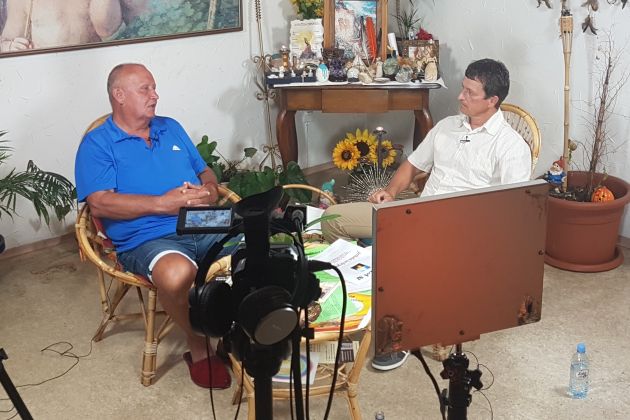 BOŽIDAR VERBE V SALONU.jpg