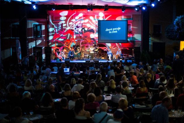 Dnevi poezije in vina