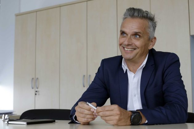 aleksander schara bobo.jpg