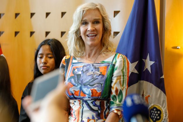 lynda blanchard bobo.jpg