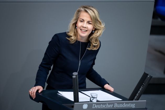 linda teuteberg pf.jpg