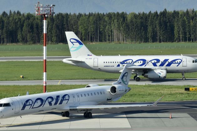 adria airways, brnik, letališče.jpg