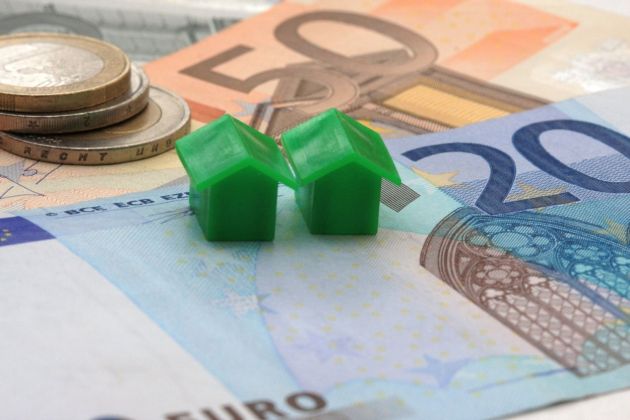 hiša, denar, nepremičnine, kredit, posojilo.jpg