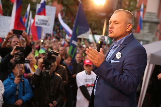 franc kangler protest pl.JPG