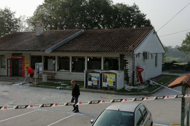 bankomat crnice4.jpg