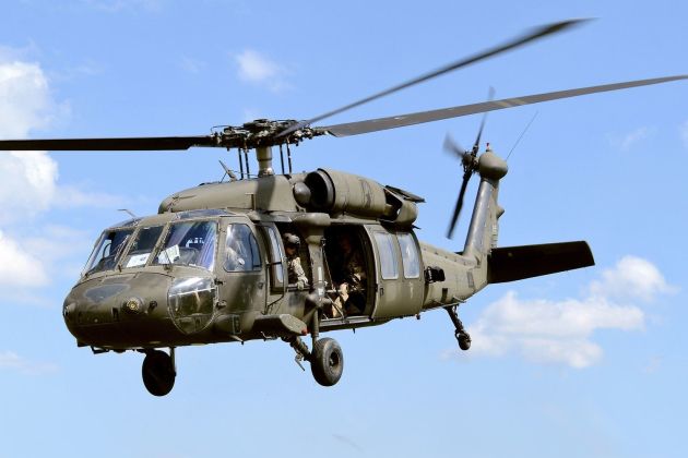 Black Hawk uh 60.jpg