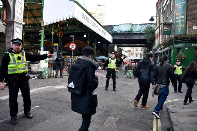 policija london britanija teroristični napad re.jpg