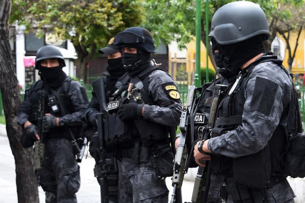 policija mehika pf.jpg