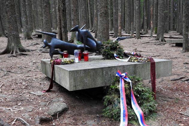 osankarica pohorski bataljon spomenik bobo.jpg