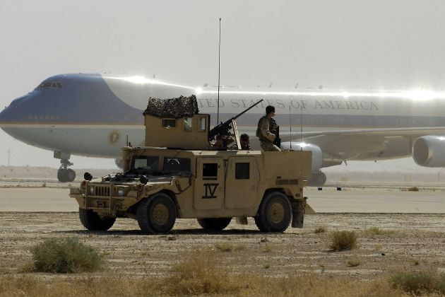 alair force one asad baza irak.jpg