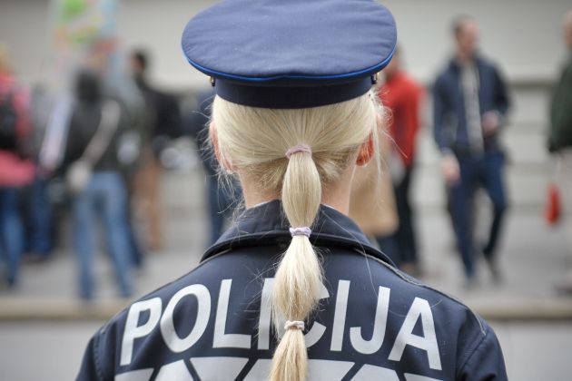 policistka
