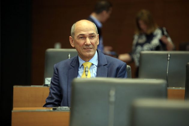 janez jansa dz bobo.JPG