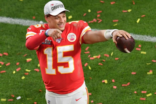 patrick mahomes re.jpg