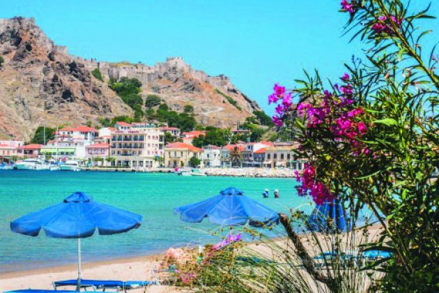 Limnos-Mirina plaza.jpg