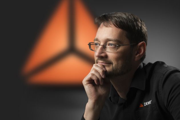 UV-Jure Knez - DEWESoft.jpg