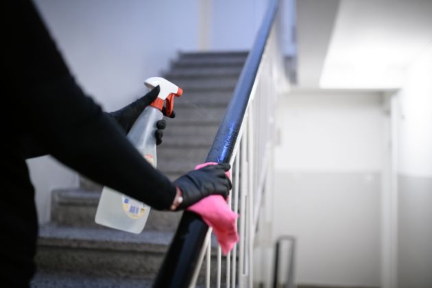 razkuževanje, stavba, blok.jpg