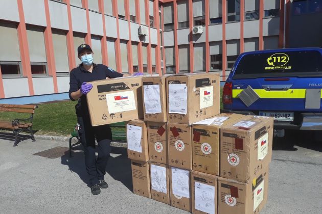 Maske s Kitajske-1.jpg