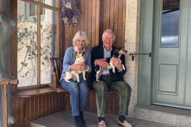 princ charles camilla tw.jpg