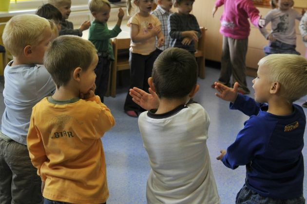 vrtec otroci bobo1.JPG