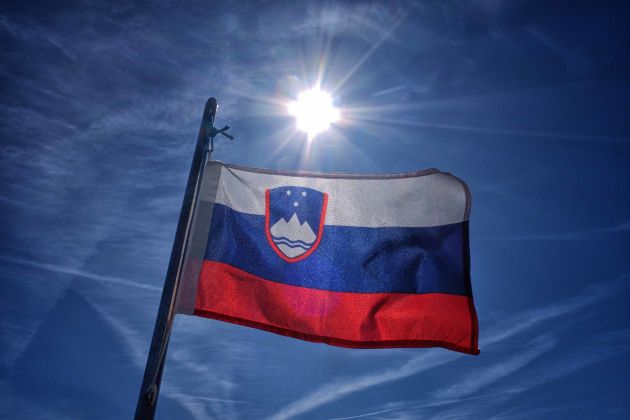 slovenska zastava slovenija bobo1.JPG