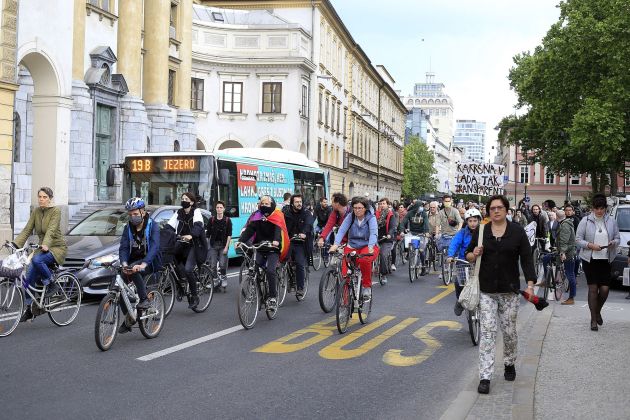 protest vlada koronavirus kolesarji bobo1.JPG