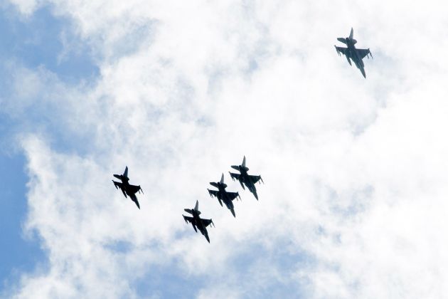 prelet letala f-16 pilatusi bobo2.jpg