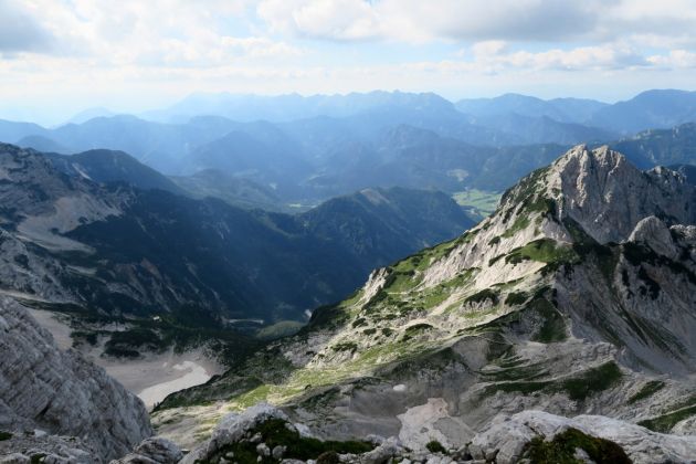 Pohodniki lahko že 3. zapored glasujejo za Naj planinsko pot.JPG