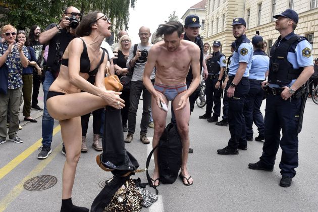 protest aktiv delavcev v kulturi akcija za kulturo bobo13.jpg