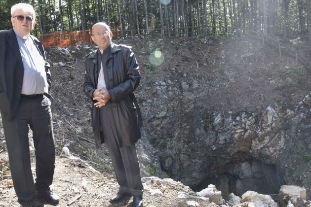 macesnova gorica kocevski rog jansa pahor bobo7.jpg