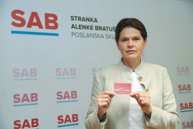 I-alenka bratusek-pl003 copy.jpg