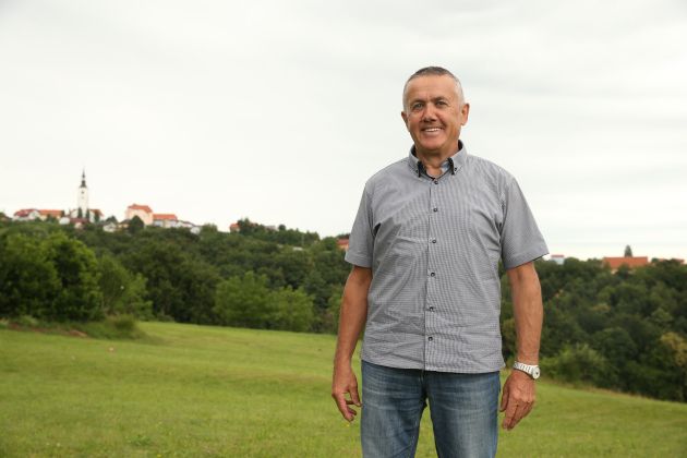 UV-franc pouksic-pl.JPG