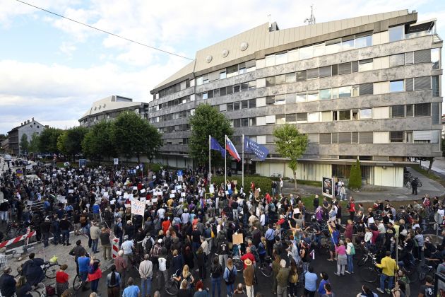 protest ljubljana rtv bobo8.jpg