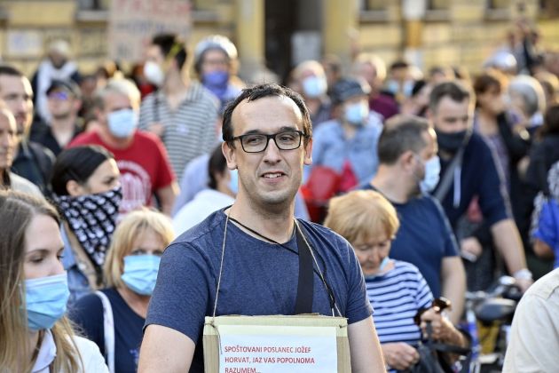 ivan gale protest ljubljana rtv bobo.jpg