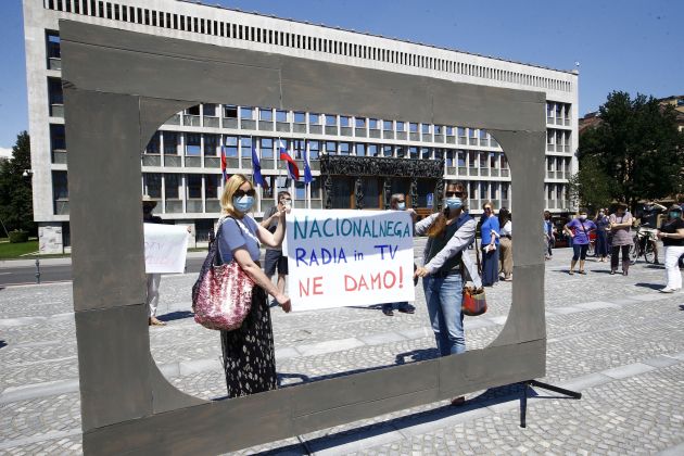 mojca pasek-bobo.jpg