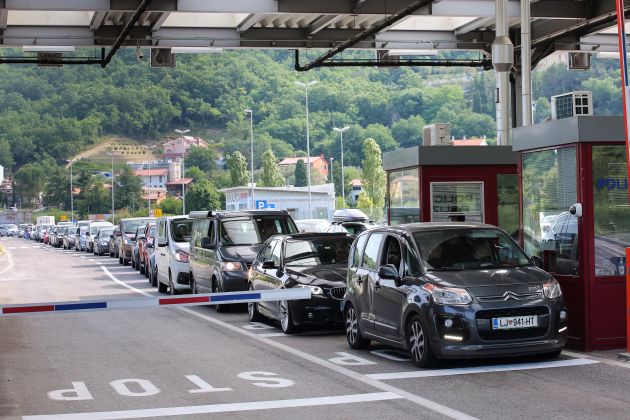 meja mejni prehod dragonja bobo2.JPG