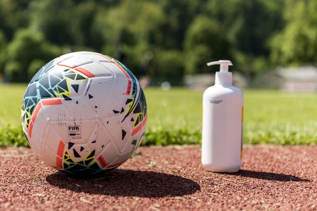 zoga razkuzilo koronavirus jk.jpg