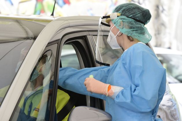 testiranje koronavirus metelkova bobo1.jpg