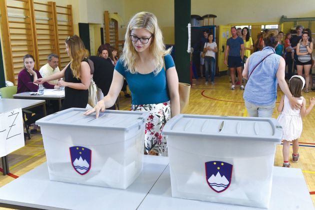 volitve volilna skrinjca bobo.jpg