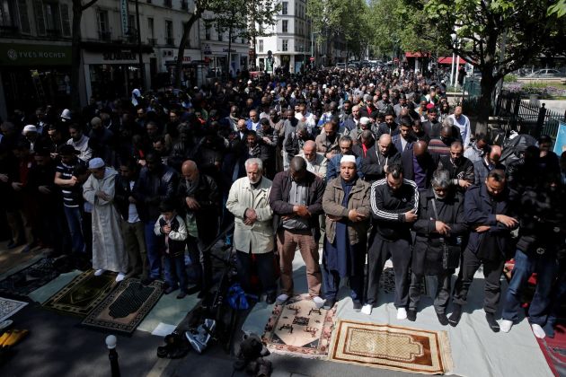 muslimani clichy ulica re.jpg