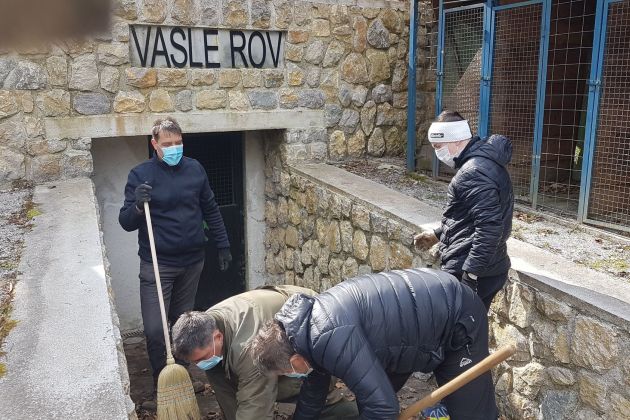 AKCIJA VASLE ROV ZGORAJ.jpg