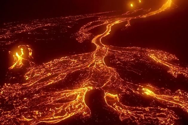 lava vulkan fagradalsfjall.jpg