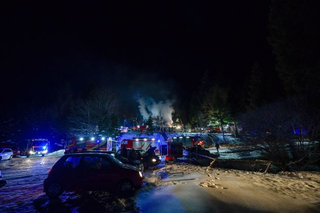 dom na osankarici pozar gasilci bobo6.jpg