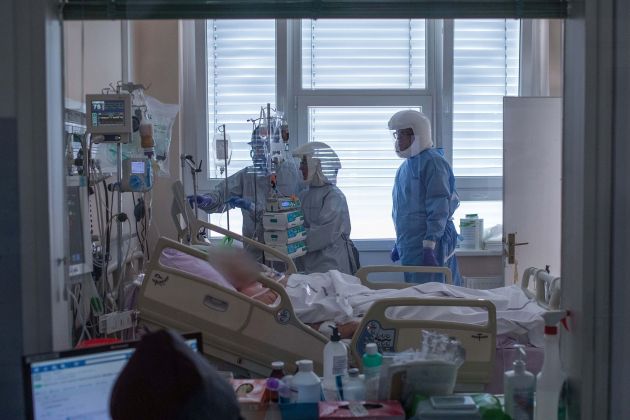 covid ukc ljubljana matej povse1.jpg