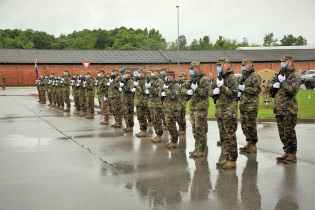 slovenska vojska vojaki.JPG