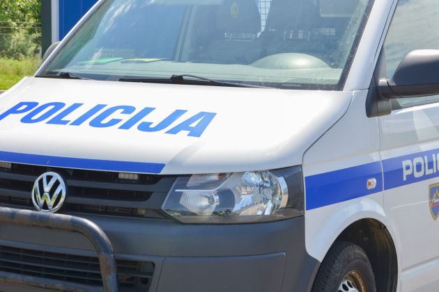 policija
